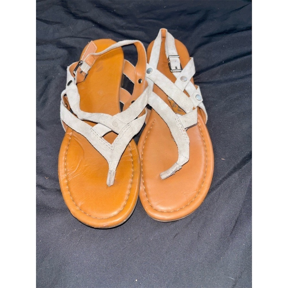 Franco Sarto Gretchen Sandals Womens 8.5 Gray Strappy Thong Flat Buckle strappy